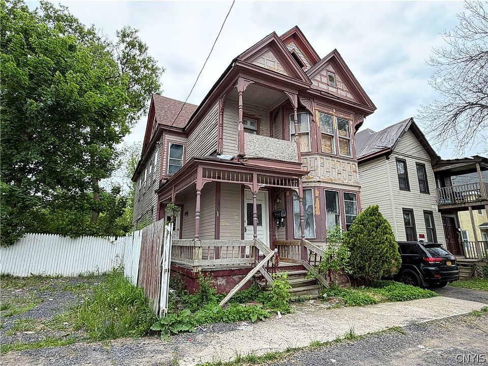 1st image of 176 Hobart St