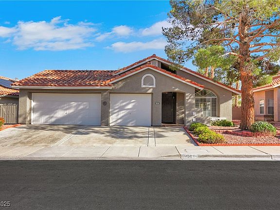 2nd image of 1808 Scenic Sunrise Dr