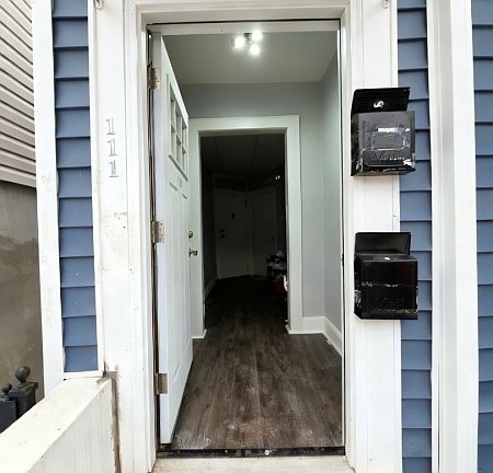 3rd image of 111 Ridgewood Ave