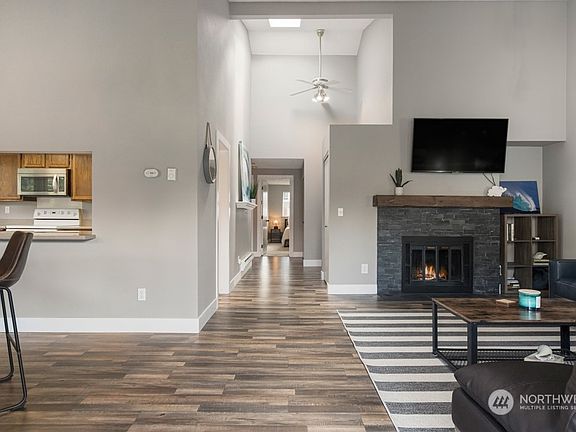 3rd image of 7606 37th Street W #3L