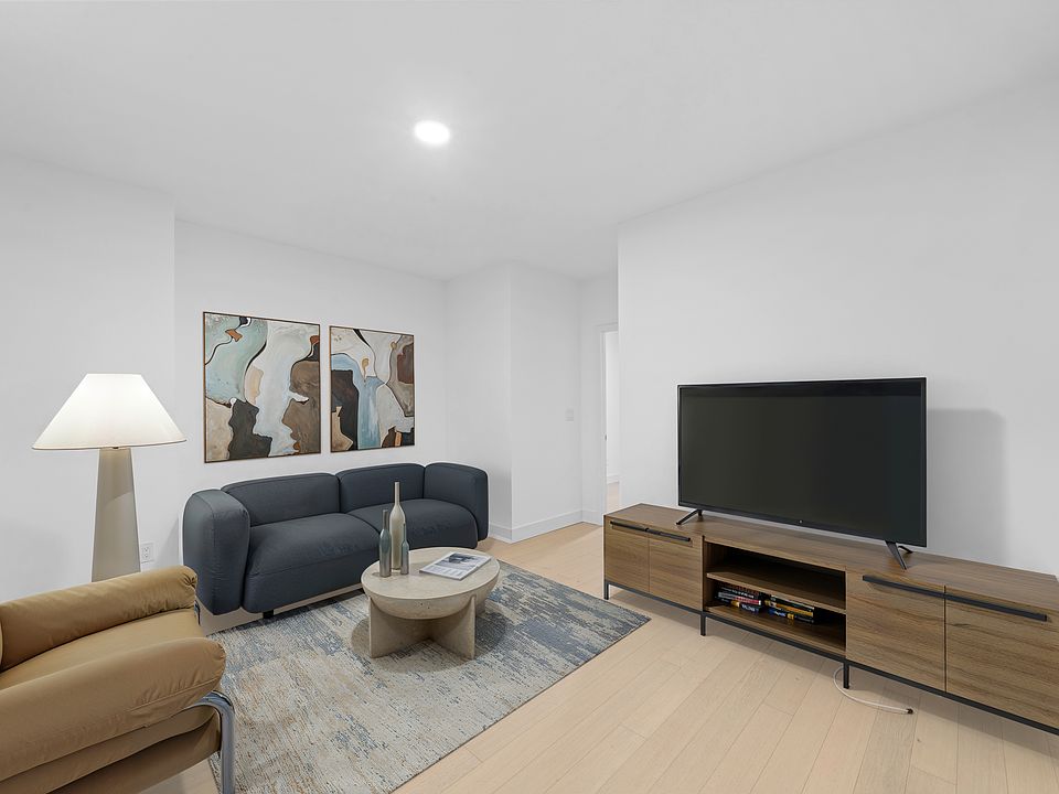 1st image of 1264 Lexington Ave #4W