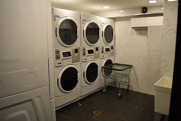 Rented by AD Real Estate Investors | media 33