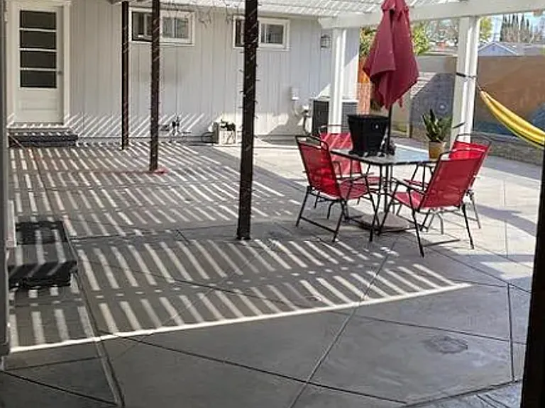 1815 N Westwood Ave — Photo 40