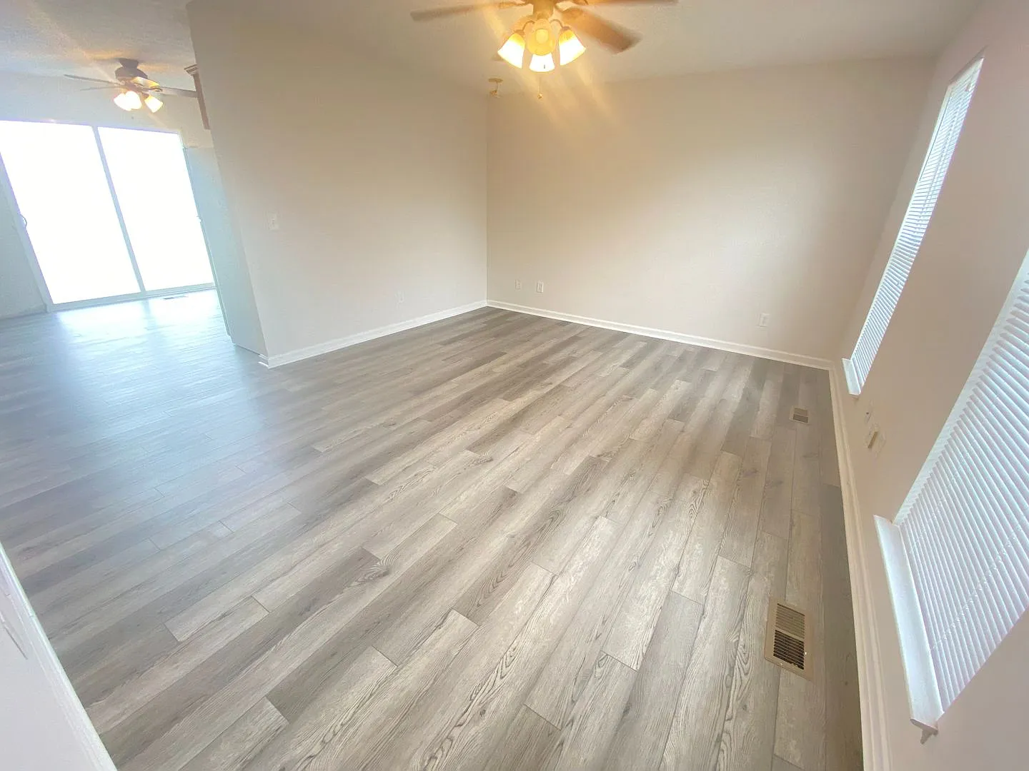 706 Vincent-Cason Avenue — Photo 3