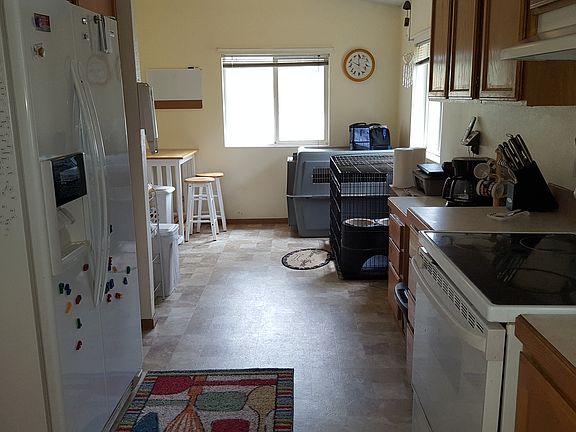 kitchen and morning room