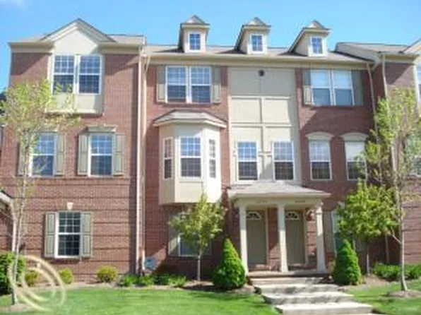 44744 Gwinnett Loop #1, Novi, MI 48377