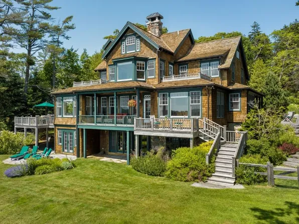 115 Paradise Point Road, Boothbay, ME 04544