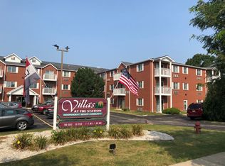 8935 S Wood Creek Dr #116, Oak Creek, WI 53154