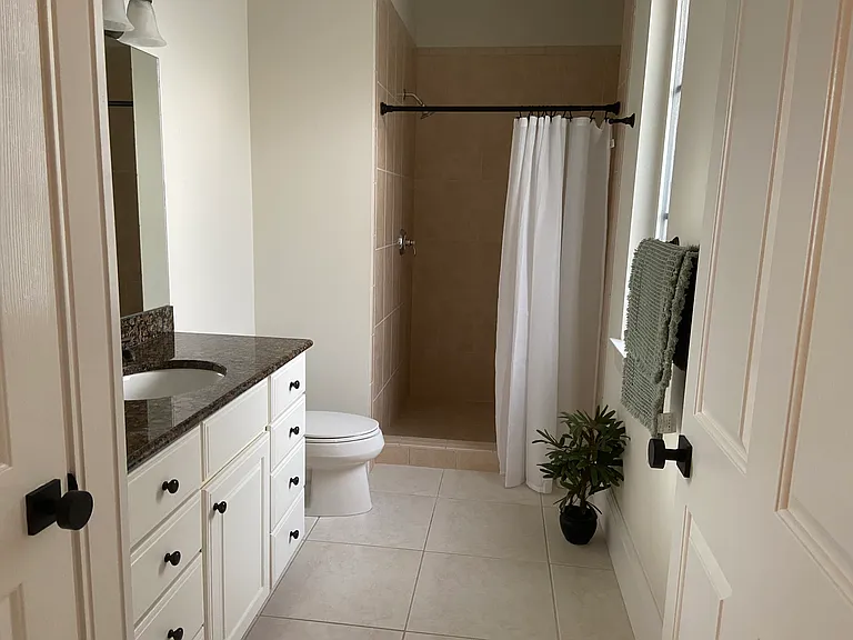 1605 Curlew Ave — Photo 9