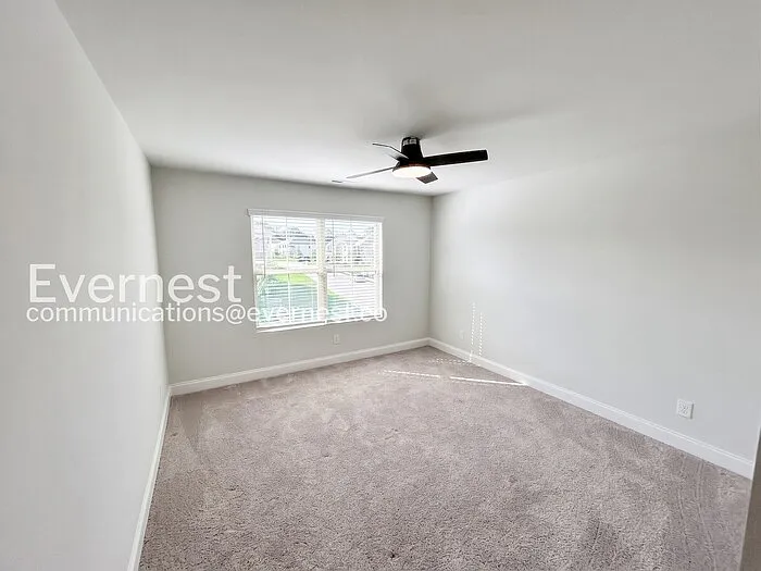 732 Prescott Ln — Photo 15