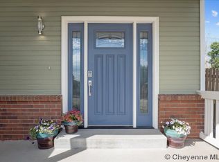 5641 Red Blf, Cheyenne, WY 82009