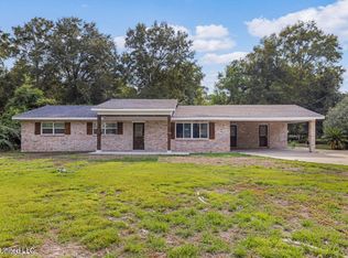 2301 Robert Hiram Dr, Gautier, MS 39553