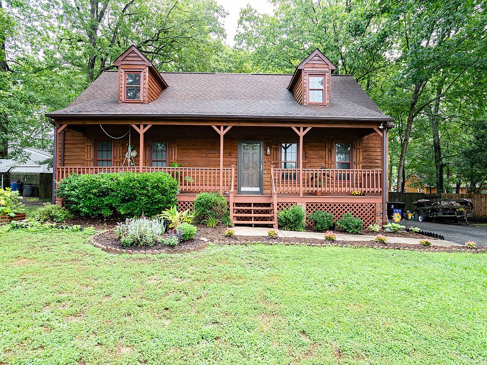 1st image of 8274 Fieldshire Dr