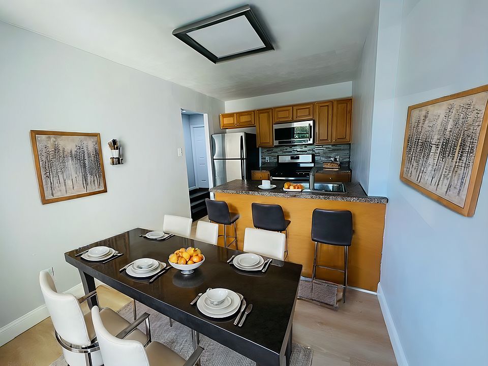 1st image of 437 N 432nd St #2