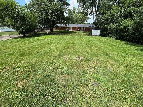 3rd image of 1148 Blackwell Dr
