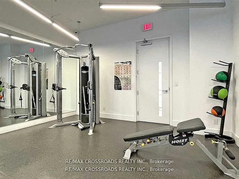 12 York St #2709 — Photo 6