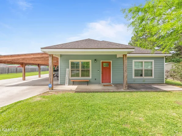 912B Hector Connoly Rd, Carencro, LA 70520