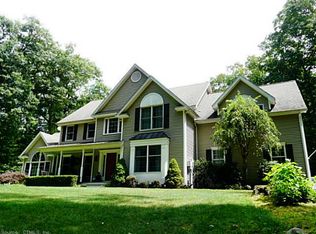 27 Bayberry Ln, New Milford, CT 06776