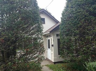 22 Baker St, West Roxbury, MA 02132