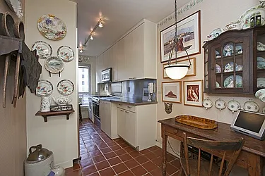 Sold by Modlin Group