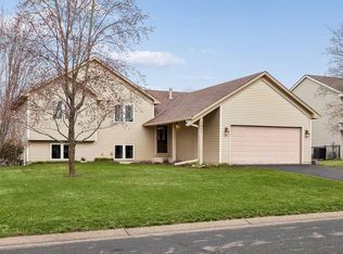 1011 Boston Hill Rd, Eagan, MN 55123