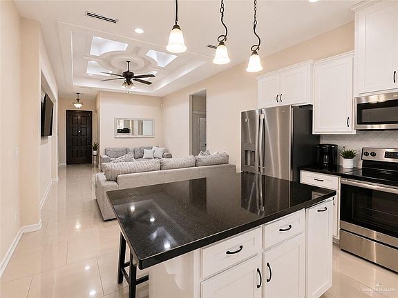 5th image of 2708 E Imperial Oaks Dr