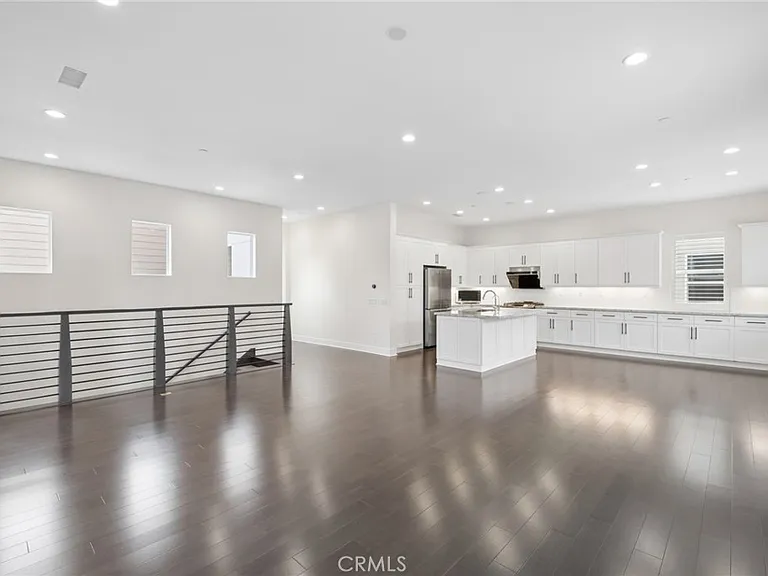 243 Cultivate — Photo 10