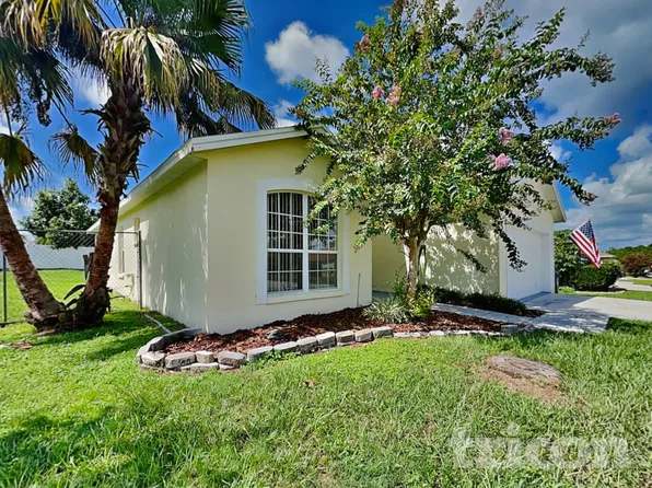 7641 Manor Dr, Lakeland, FL 33810