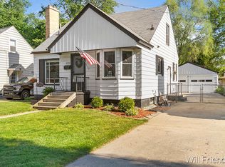 1019 Northlawn St NE, Grand Rapids, MI 49505