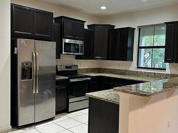 3rd image of 1815 Portofino Meadows Blvd