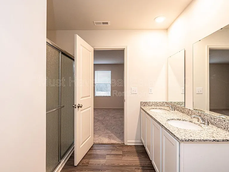 1926 Tranquility Cir #E — Photo 8