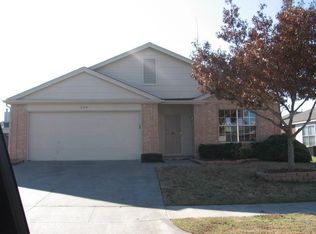 200 Shady Brook Dr, Arlington, TX 76002