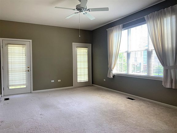 4th image of 16423 Crescent Lake Dr