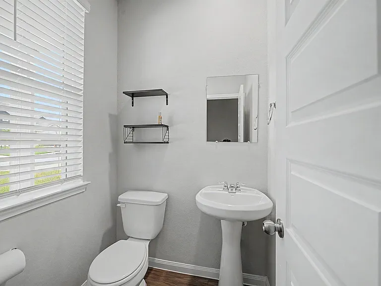 13820 Goldeye Dr — Photo 30