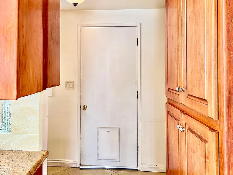 6725 Lennox Ave — Photo 22