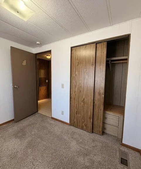 110 W Veterans Ave — Photo 8
