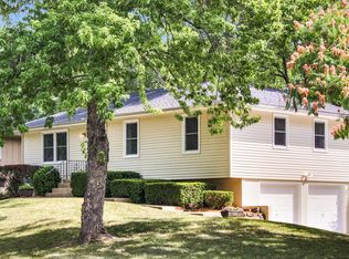 1408 SE Cherry Tree Ln, Blue Springs, MO 64014