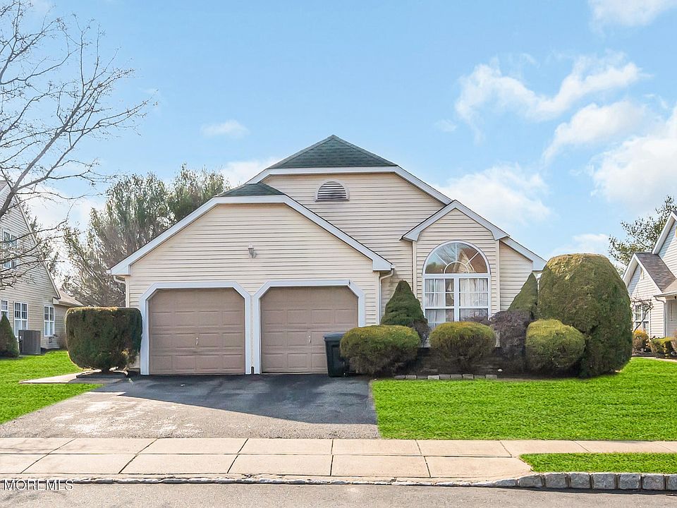 1st image of 2674 Meadow Lake Drive
