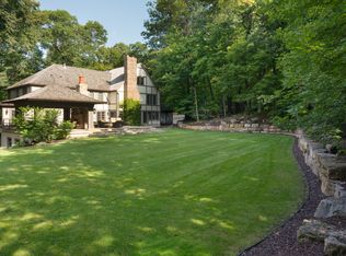 4205 Chimo E, Deephaven, MN 55391