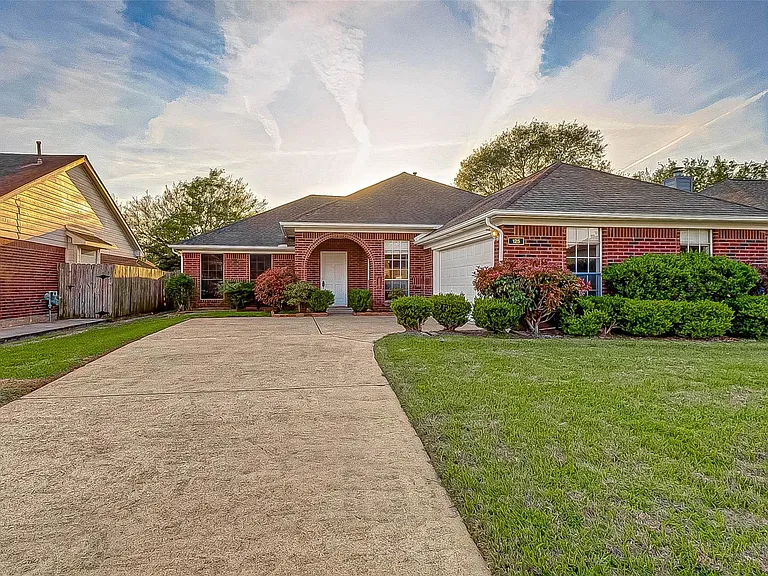 125 Barbetta Ct — Photo 3