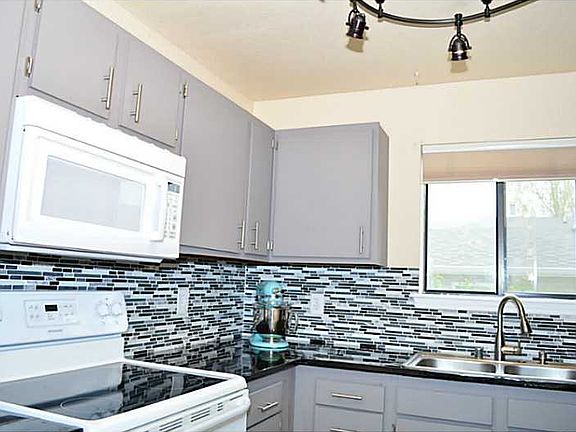 3rd image of 3285 Canyon Dr Unit 79
