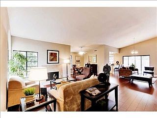 3rd image of 725 Marcos Vista Ln