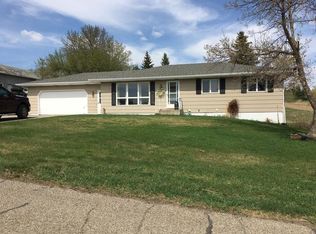 310 5th Ave NW, Washburn, ND 58577