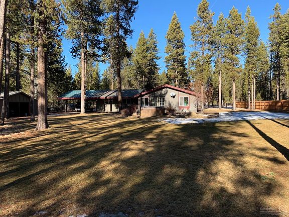 5th image of 17055 Helbrock Dr