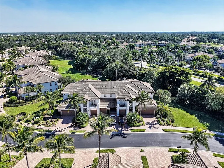 8060 Players Cove Dr #101 — Photo 3