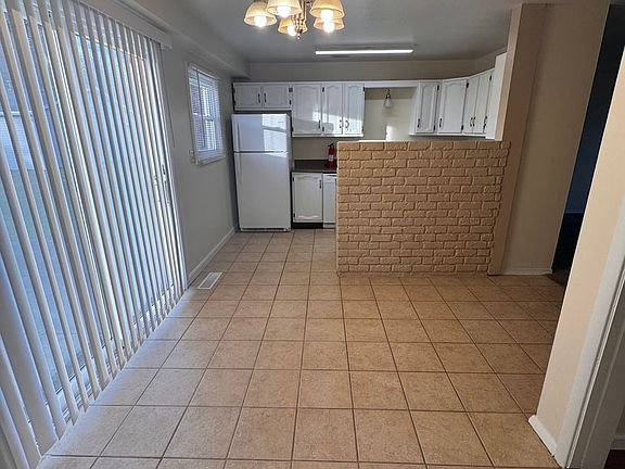 5th image of 3504 Oakview Dr