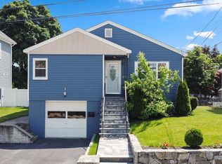 40 Danny Rd, Hyde Park, MA 02136