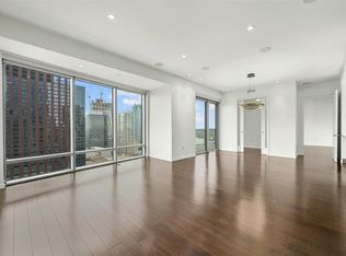 200 Congress Ave Unit 24B, Austin, TX 78701