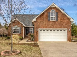828 Renaissance Ave, Murfreesboro, TN 37129