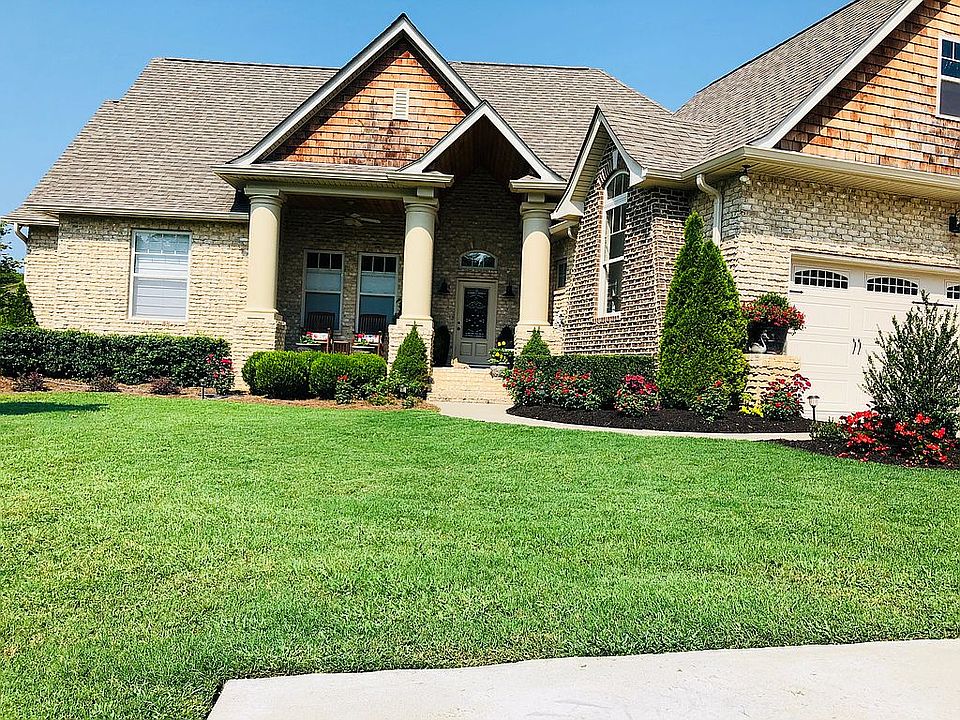 A beautiful country cottage!